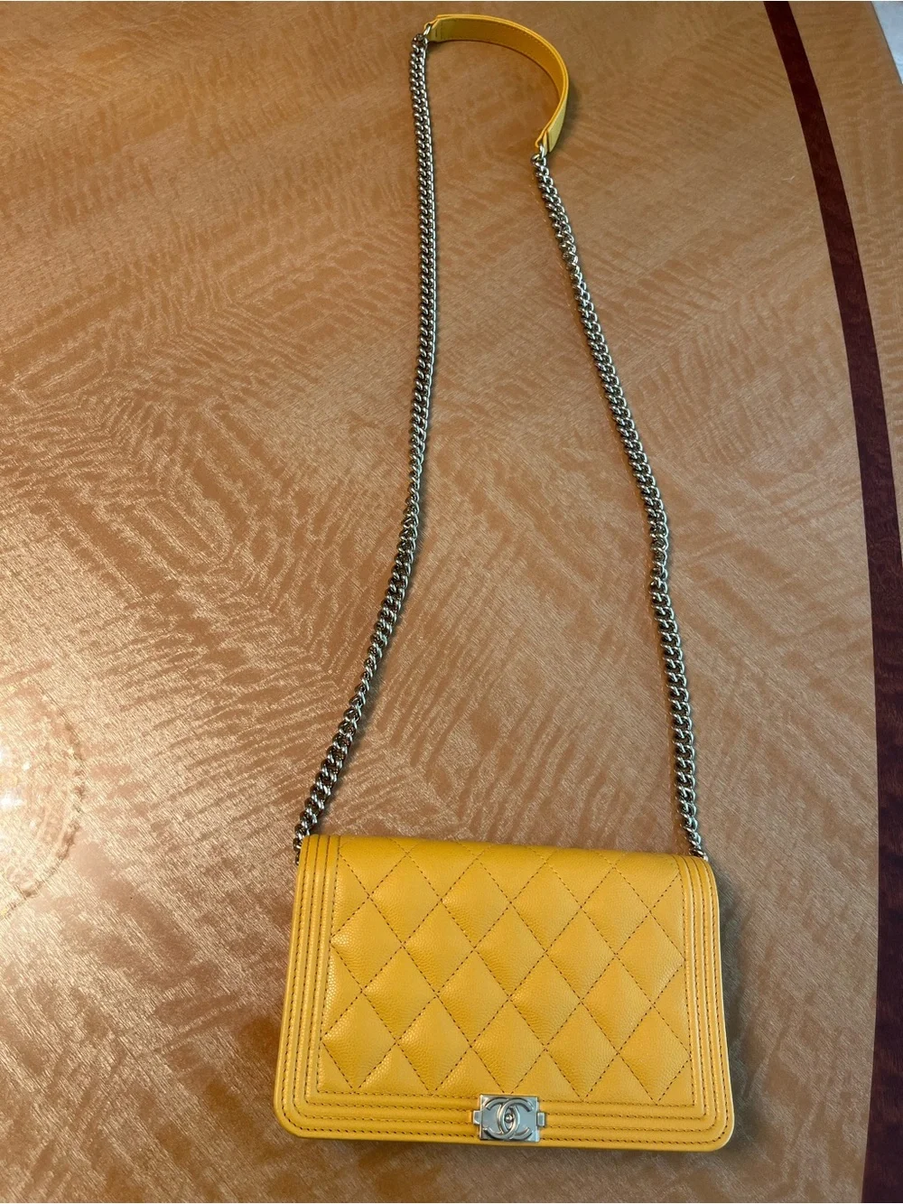 CHANEL boy wallet on chain - brand new